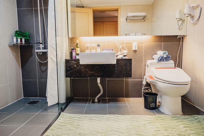 Imagen de la habitación del Hotel AVA Hotel Jeju Hamdeok. Foto 12