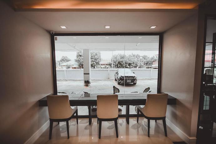 Imagen de los interiores del Hotel AVA, Phitsanulok. Foto 7