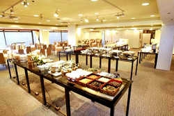 Imagen del bar/restaurante del Hotel AVANSHELL. Foto 4