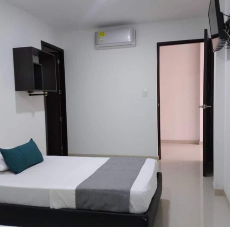 Imagen de la habitación del Hotel AVEIRO HOTEL. Foto 6