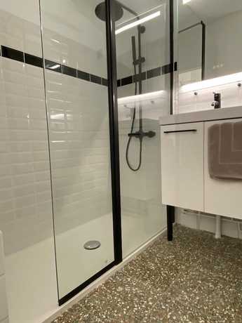 Imagen de la habitación del Hotel AVOCADO Hôtel Restaurant Bar. Foto 12