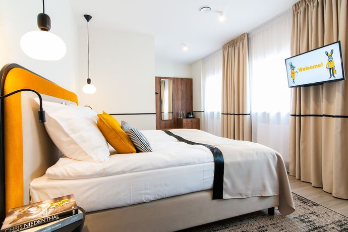 Imagen de la habitación del Hotel AWO. Foto 9