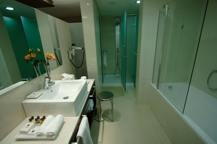 Imagen de la habitación del Hotel AX The Palace. Foto 3