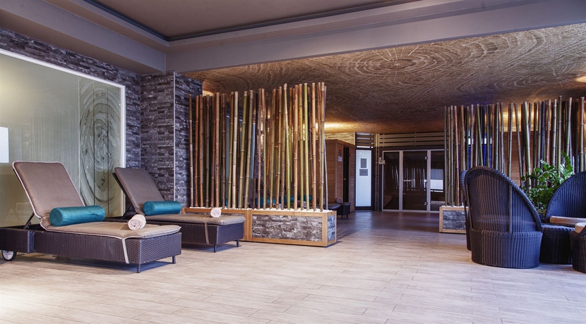 Imagen de la piscina del Hotel AX The Victoria. Foto 15