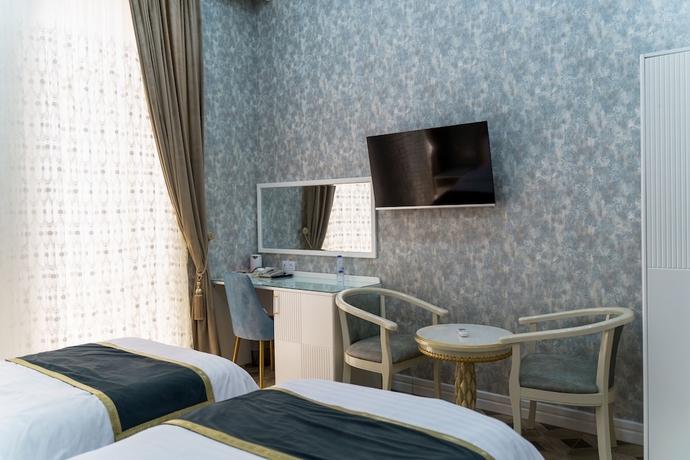 Imagen de la habitación del Hotel AYNIY HOTEL. Foto 4