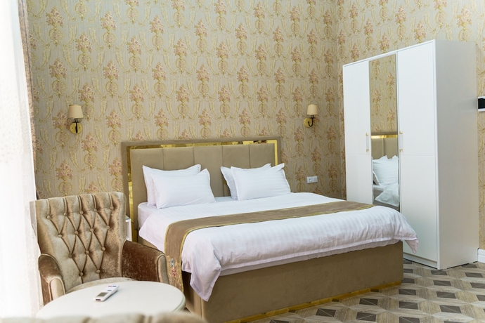 Imagen de la habitación del Hotel AYNIY HOTEL. Foto 10