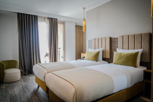 Imagen general del Hotel AZ h&ocirc;tel des arts. Foto 2