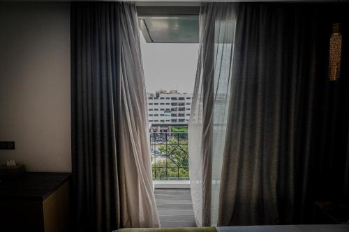 Imagen general del Hotel AZ h&ocirc;tel des arts. Foto 14