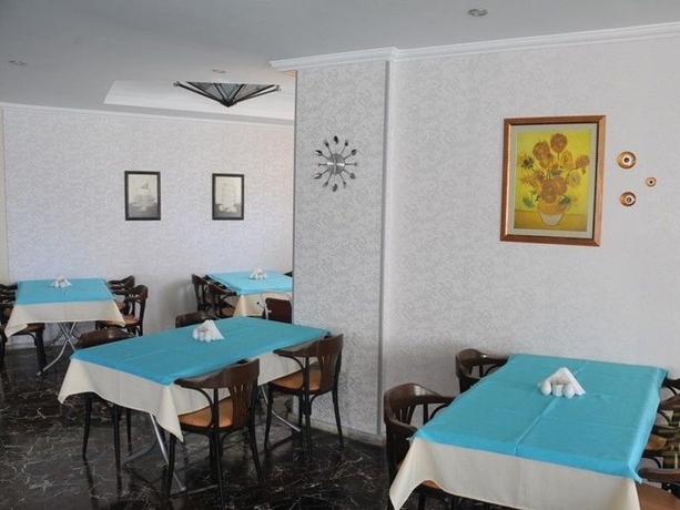 Imagen general del Hotel AZAK. Foto 3
