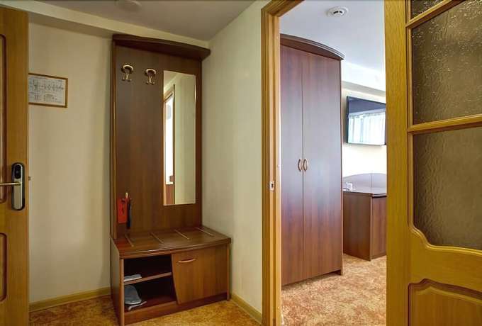 Imagen de la habitación del Hotel AZIMUT Kemerovo. Foto 11