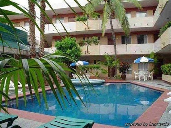 Imagen general del Hotel AZTECA INN. Foto 3