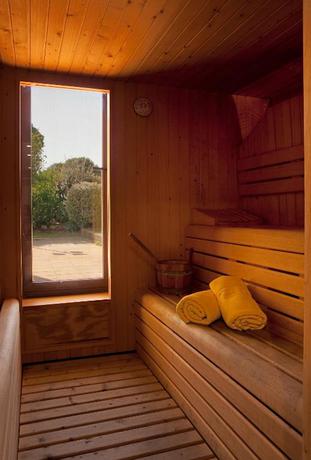 Imagen de los interiores del Hotel AZZ Guadacorte Campo de Gibraltar. Foto 15