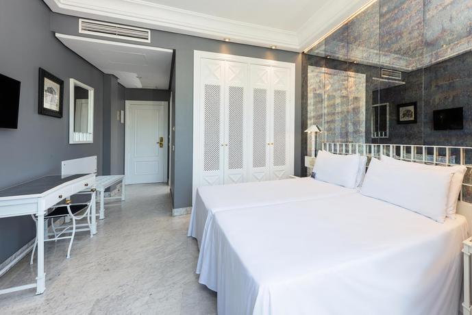 Imagen de la habitación del Hotel AZZ Merida Medea. Foto 20