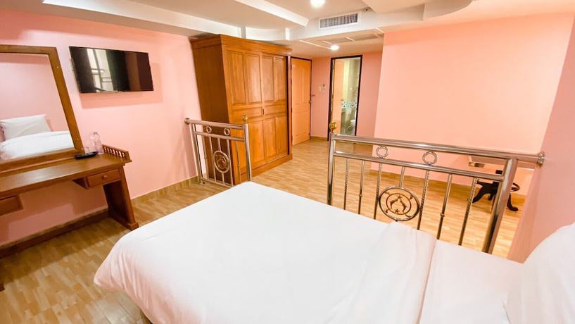 Imagen de la habitación del Hotel A.a. Pattaya Golden Beach. Foto 10