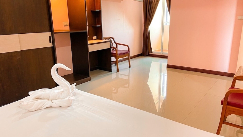 Imagen de la habitación del Hotel Aa Pattaya Ville, PATTAYA BEACH. Foto 6