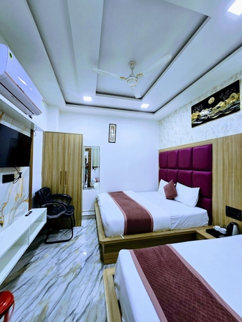 Imagen de la habitación del Hotel Aaarav Grand - Mathura Vrindavan. Foto 10