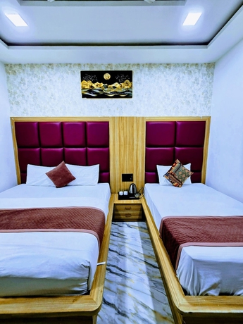 Imagen de la habitación del Hotel Aaarav Grand - Mathura Vrindavan. Foto 11
