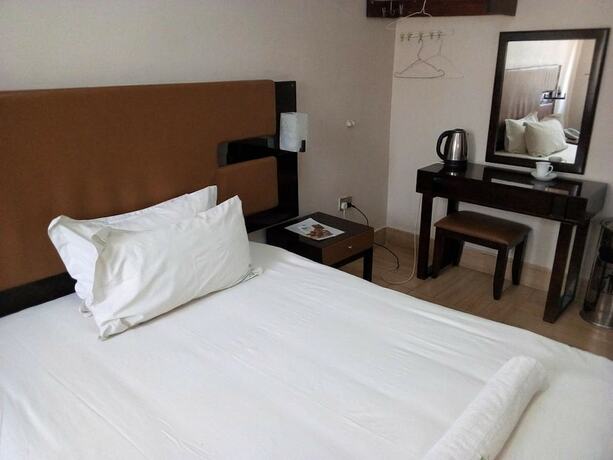 Imagen de la habitación del Hotel Aabiya Lodge. Foto 16