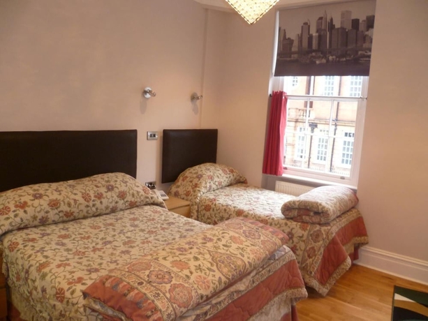 Imagen de la habitación del Hotel Aachen. Foto 13