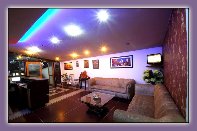 Imagen de los interiores del Hotel Aachman Regency. Foto 17