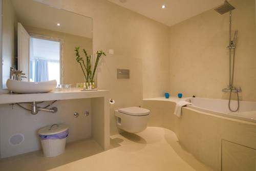 Imagen de la habitación del Hotel Ácora Ibiza. Foto 5