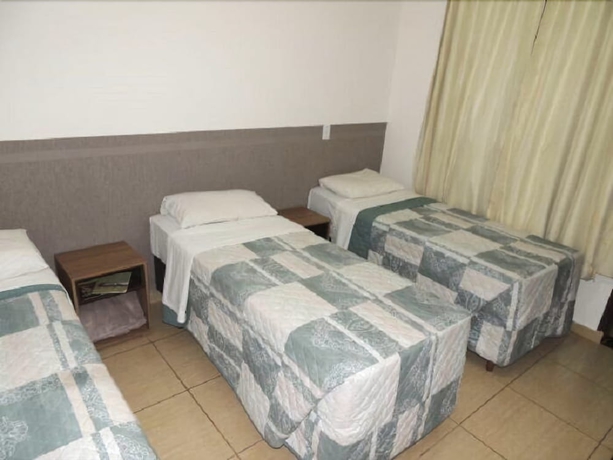 Imagen de la habitación del Hotel &Aacute;gape, Ces&aacute;rio Lange. Foto 5