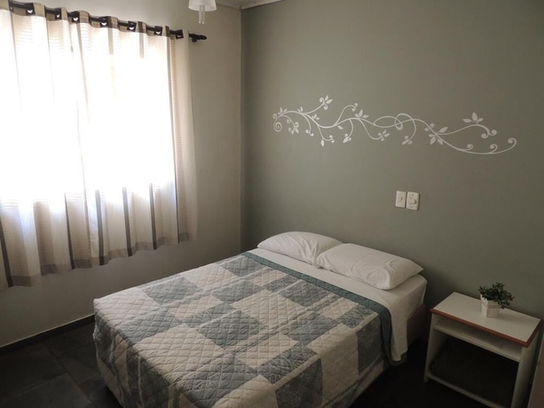 Imagen de la habitación del Hotel &Aacute;gape, Ces&aacute;rio Lange. Foto 9