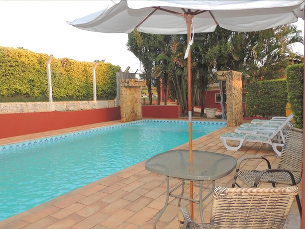 Imagen de la piscina del Hotel &Aacute;gape, Ces&aacute;rio Lange. Foto 17