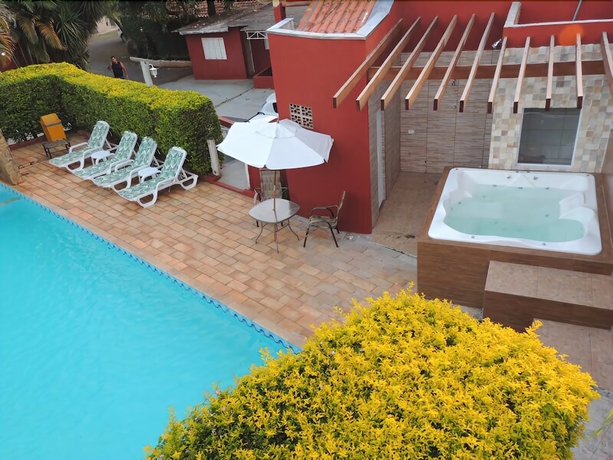 Imagen de la piscina del Hotel &Aacute;gape, Ces&aacute;rio Lange. Foto 18