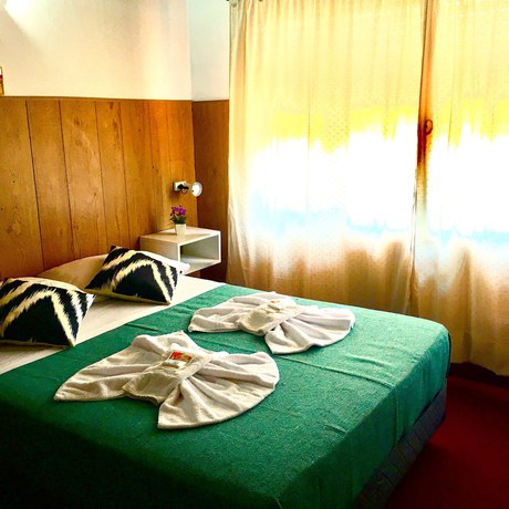 Imagen de la habitación del Hotel &Aacute;guila Blanca. Foto 7