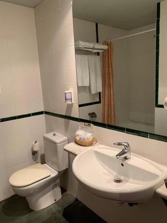 Imagen de la habitación del Hotel Área De Calahorra. Foto 8