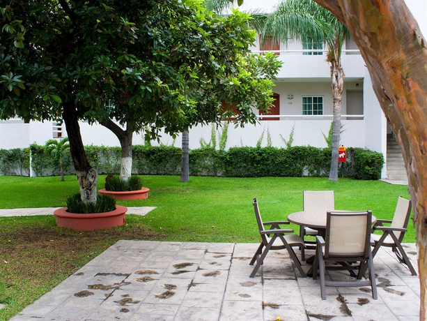 Imagen de los exteriores del Hotel Áurea and Suites. Foto 7