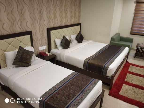 Imagen de la habitación del Hotel Aadesh Palace. Foto 5