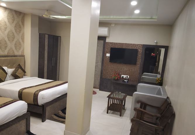 Imagen de la habitación del Hotel Aadesh Palace. Foto 8