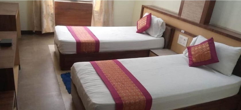 Imagen de la habitación del Hotel Aadrika Residency. Foto 5