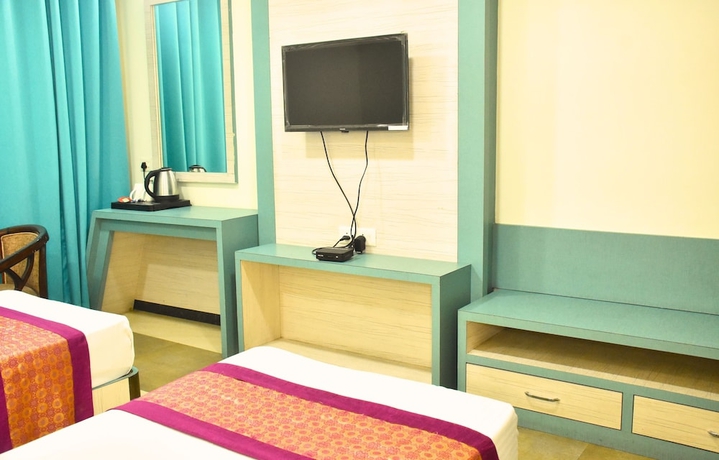 Imagen de la habitación del Hotel Aadrika Residency. Foto 8
