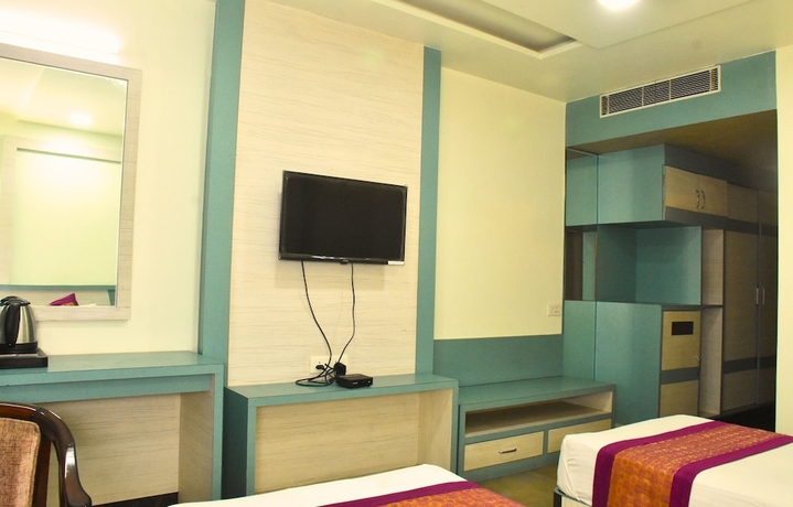 Imagen de la habitación del Hotel Aadrika Residency. Foto 11