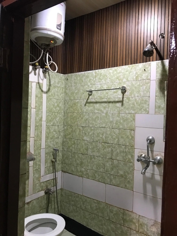 Imagen de la habitación del Hotel Aaghnya. Foto 8