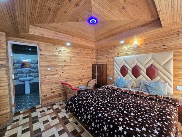 Imagen de la habitación del Hotel Aakarsh Homestay - Pahadi Food Hub. Foto 2