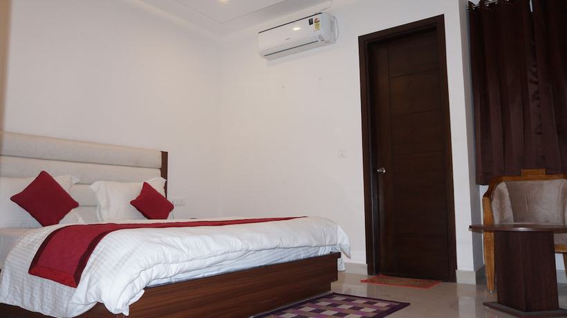 Imagen de la habitación del Hotel Aakash Residency, Dehradun. Foto 4