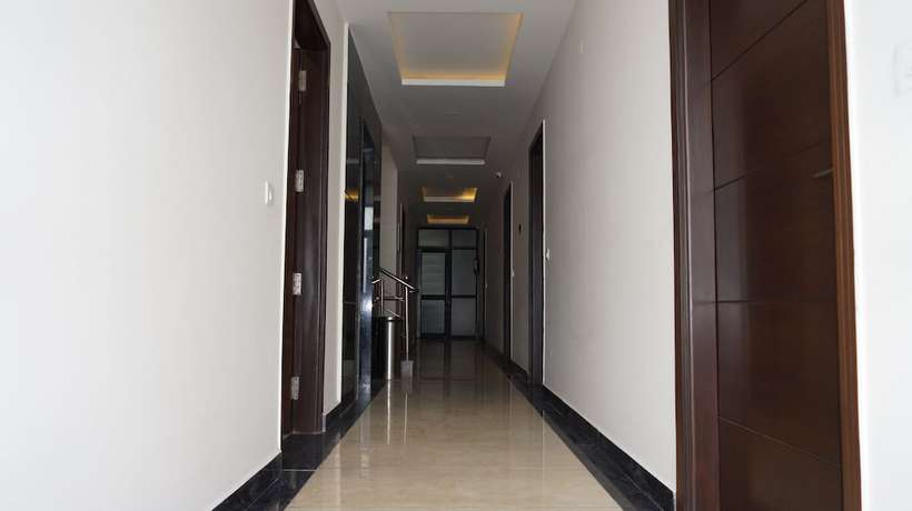 Imagen de los interiores del Hotel Aakash Residency, Dehradun. Foto 12