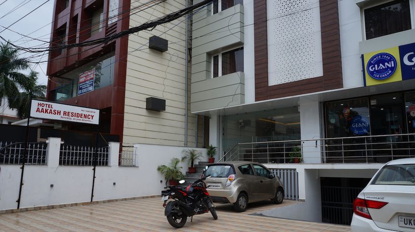 Imagen general del Hotel Aakash Residency, Dehradun. Foto 1