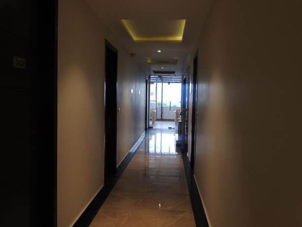 Imagen de los interiores del Hotel Aakash Residency, Dehradun. Foto 20