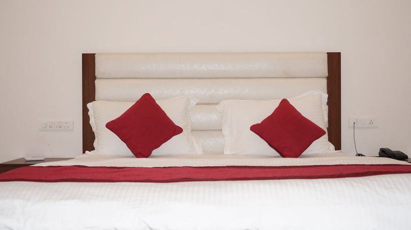 Imagen de la habitación del Hotel Aakash Residency, Dehradun. Foto 8