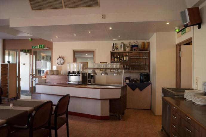 Imagen del bar/restaurante del Hotel Aakenus. Foto 2