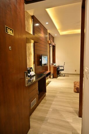 Imagen general del Hotel Aakriti Clarks Inn Express. Foto 3