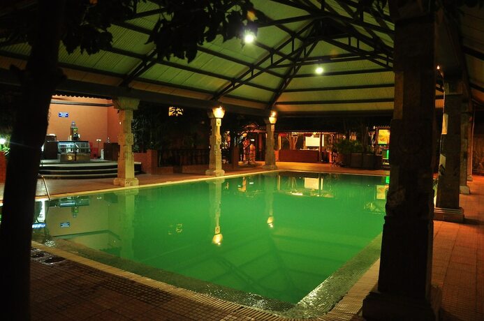 Imagen general del Hotel Aalankrita Resort And Convention. Foto 2