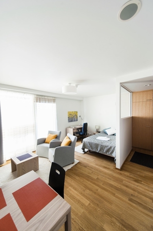 Imagen de la habitación del Hotel Aalto Inn. Foto 8