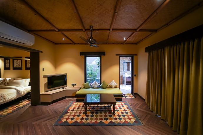 Imagen de la habitación del Hotel Aamaghati Wildlife Resort. Foto 4