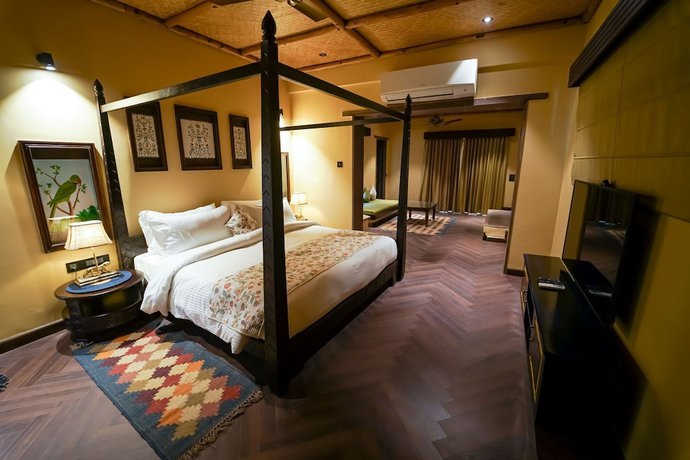 Imagen de la habitación del Hotel Aamaghati Wildlife Resort. Foto 13